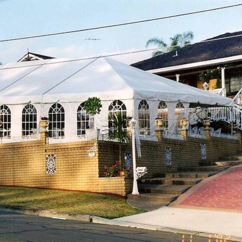 Marquee 9m wide